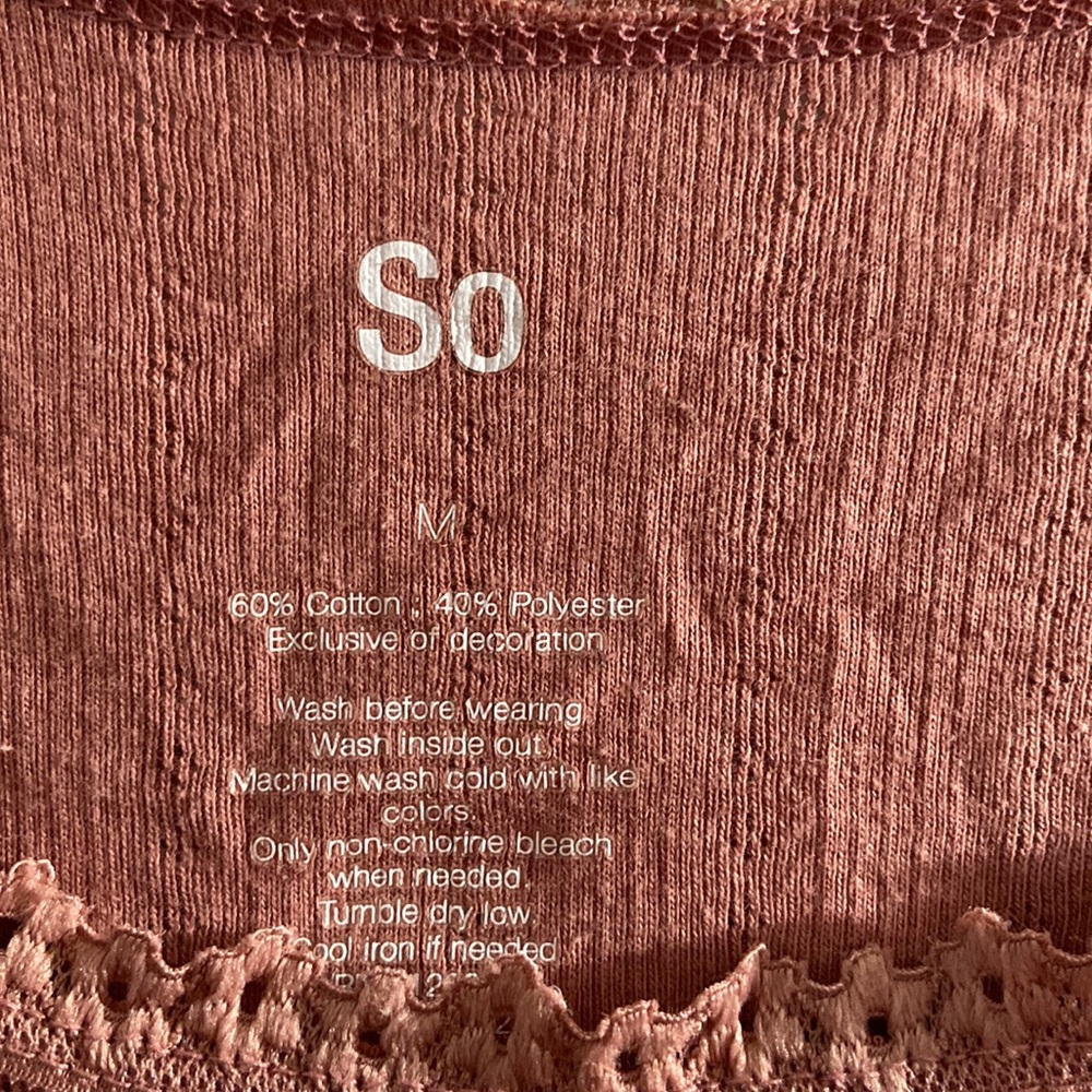 Pink blouse - Picture 2 of 3